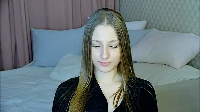 BritneyCruze online show from 02/13/25, 11:50