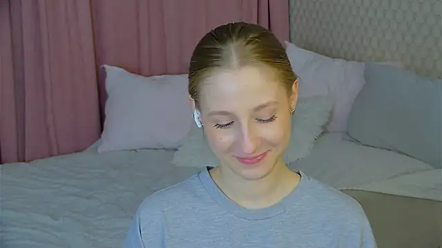 BritneyCruze online show from 03/03/25, 02:59