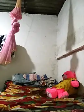 Snapshot of Cute_boleh chatting on 02/19/25, 04:33 Cute boleh online show from 02/19/25, 04:33