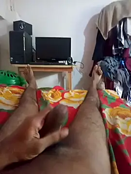 Snapshot of Cute_boleh chatting on 03/08/25, 06:21 Cute boleh online show from 03/08/25, 06:21