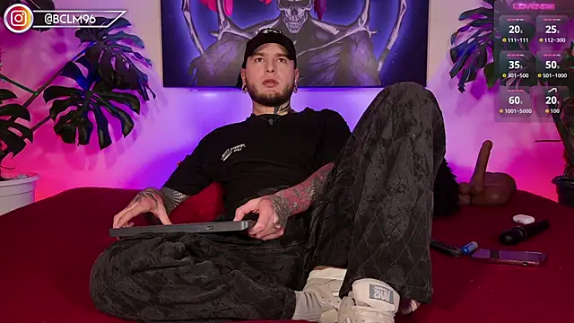 Snapshot of Im_Bryan chatting on 10/24/25, 01:24 Im Bryan online show from 10/24/25, 01:24