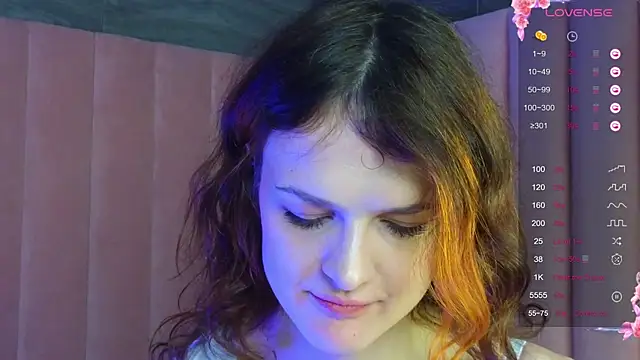 Snapshot of Soo_dreamy chatting on 01/05/25, 04:36 Soo dreamy online show from 01/05/25, 04:36