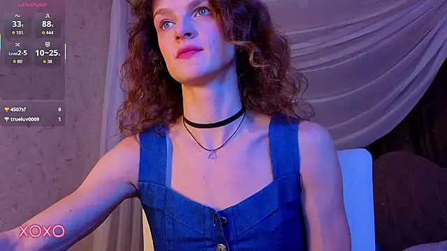 Snapshot of Soo_dreamy chatting on 11/03/25, 01:29 Soo dreamy online show from 11/03/25, 01:29