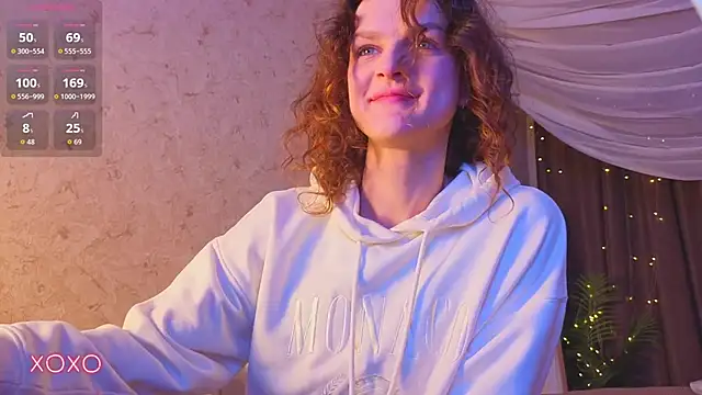 Snapshot of Soo_dreamy chatting on 11/16/25, 01:22 Soo dreamy online show from 11/16/25, 01:22