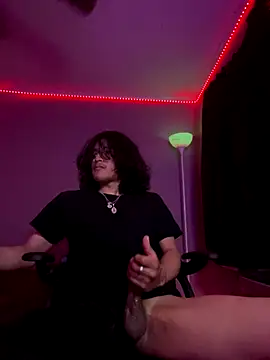 plutomf online show from 11/18/25, 01:00