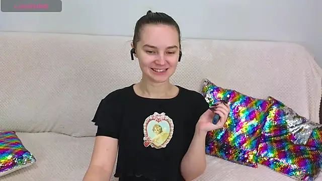 Snapshot of Ellie_Sunset chatting on 10/26/25, 09:48 Ellie Sunset online show from 10/26/25, 09:48