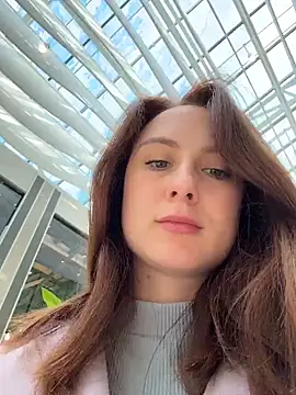 Dina Tease online show from 04/10/26, 11:15