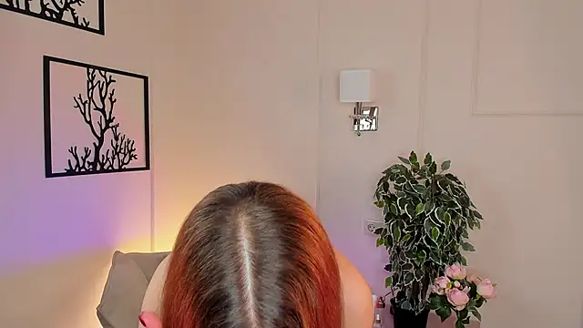 Snapshot of OdetteHarwick chatting on 03/22/25, 07:04 OdetteHarwick online show from 03/22/25, 07:04