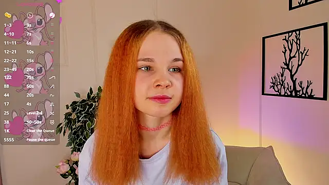 Snapshot of OdetteHarwick chatting on 03/23/25, 07:09 OdetteHarwick online show from 03/23/25, 07:09