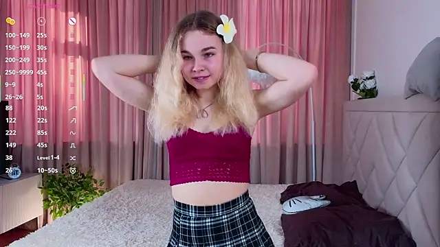 Snapshot of OdetteHarwick chatting on 09/22/25, 08:27 OdetteHarwick online show from 09/22/25, 08:27