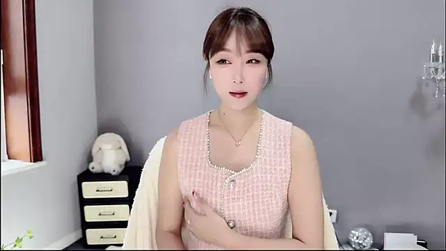 Snapshot of jingling666 chatting on 10/17/25, 12:25 jingling666 online show from 10/17/25, 12:25