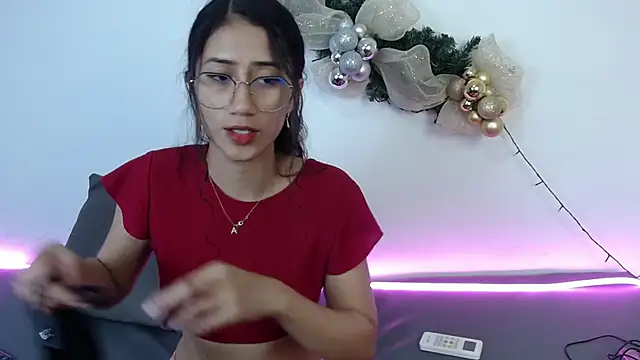 Snapshot of KaitlynLoveCam chatting on 01/08/25, 04:12 KaitlynLoveCam online show from 01/08/25, 04:12