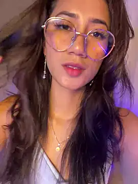 Snapshot of KaitlynLoveCam chatting on 06/02/26, 10:01 KaitlynLoveCam online show from 06/02/26, 10:01