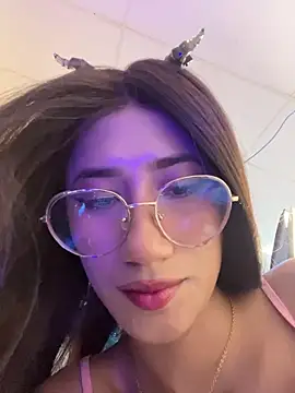 Snapshot of KaitlynLoveCam chatting on 06/16/26, 10:01 KaitlynLoveCam online show from 06/16/26, 10:01