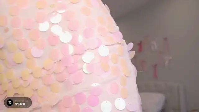 yumisunn online show from 06/24/26, 05:50