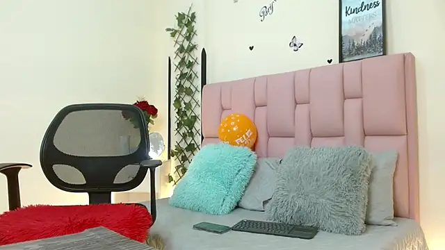 Snapshot of isabela_ferrer_ chatting on 02/15/25, 01:05 isabela ferrer online show from 02/15/25, 01:05