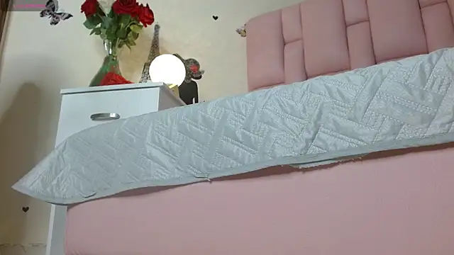 Snapshot of isabela_ferrer_ chatting on 12/03/25, 01:20 isabela ferrer online show from 12/03/25, 01:20