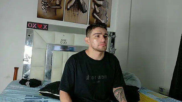 Sexy Alejandro  online show from 02/12/25, 11:51