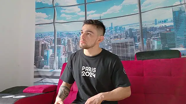 Sexy Alejandro  online show from 03/10/25, 12:15