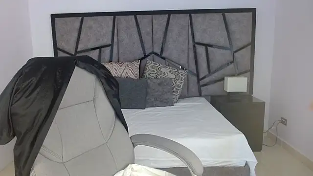 adhara cortez online show from 02/19/26, 08:49