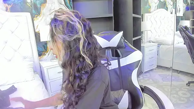 rave connor online show from 10/07/25, 07:00