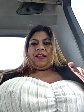 Laura-Hernandez online show from 04/01/26, 03:09