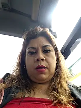 Laura-Hernandez online show from 05/21/26, 03:19