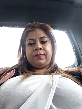 Laura-Hernandez online show from 06/02/26, 03:14