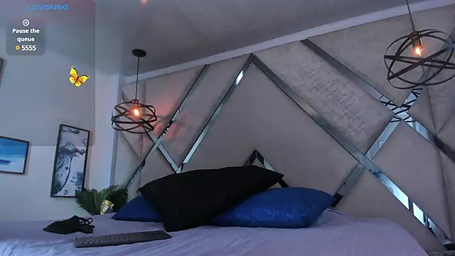 Snapshot of Leah_Evans3 chatting on 01/30/25, 09:25 Leah Evans3 online show from 01/30/25, 09:25