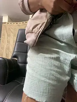 Snapshot of kamayanisingh24 chatting on 01/29/25, 04:41 kamayanisingh24 online show from 01/29/25, 04:41