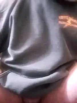 Snapshot of gottogetsit chatting on 12/12/24, 10:24 gottogetsit online show from 12/12/24, 10:24