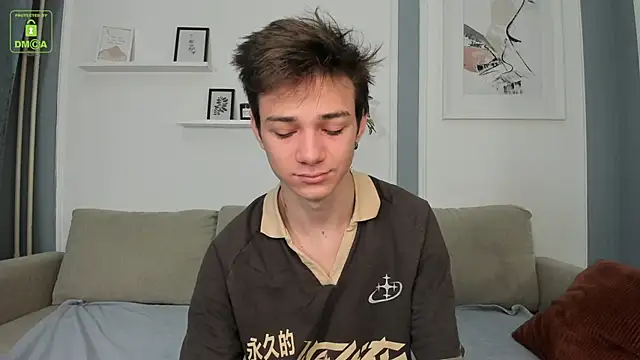 Snapshot of Viego_Pattel chatting on 10/19/25, 11:44 Viego Pattel online show from 10/19/25, 11:44