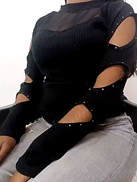 Snapshot of Ananya_34 chatting on 03/04/25, 09:51 Ananya 34 online show from 03/04/25, 09:51