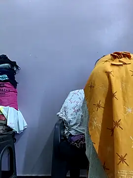 Snapshot of Ananya_34 chatting on 10/26/25, 03:01 Ananya 34 online show from 10/26/25, 03:01