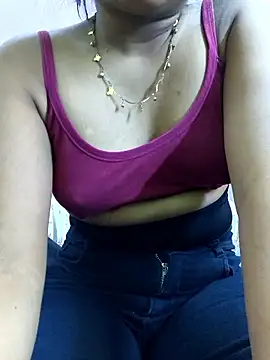 Snapshot of Ananya_34 chatting on 12/02/25, 03:34 Ananya 34 online show from 12/02/25, 03:34