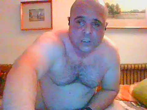 Snapshot of ChristianMouth chatting on 02/08/25, 11:02 ChristianMouth online show from 02/08/25, 11:02