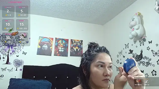 Snapshot of jeff_and_jade chatting on 12/26/24, 11:54 jeff and jade online show from 12/26/24, 11:54