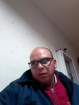 Snapshot of Camilo-31RI chatting on 02/11/26, 04:17 Camilo-31RI online show from 02/11/26, 04:17