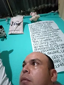 Snapshot of Camilo-31RI chatting on 02/18/26, 01:01 Camilo-31RI online show from 02/18/26, 01:01