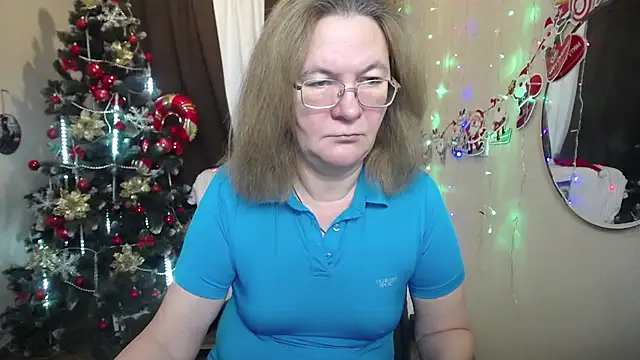 Snapshot of HolyMilfa chatting on 12/04/24, 07:17 HolyMilfa online show from 12/04/24, 07:17