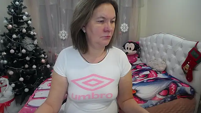 Snapshot of HolyMilfa chatting on 12/19/24, 07:18 HolyMilfa online show from 12/19/24, 07:18