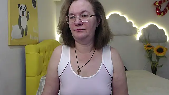 Snapshot of HolyMilfa chatting on 02/07/25, 07:29 HolyMilfa online show from 02/07/25, 07:29