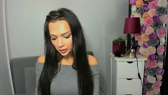 Snapshot of OliviaFantasy chatting on 11/29/25, 10:18 OliviaFantasy online show from 11/29/25, 10:18