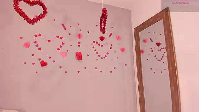 Maia W10 online show from 02/27/26, 12:16