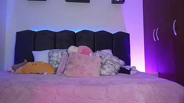 Lilou albrecht online show from 03/16/26, 01:04