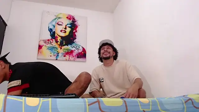 Snapshot of enjoy_vibes chatting on 12/03/25, 10:46 enjoy vibes online show from 12/03/25, 10:46