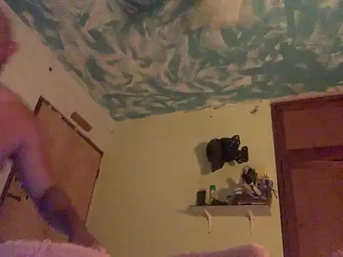 kioluy online show from 04/14/26, 03:56