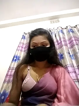 Snapshot of Nadia-2 chatting on 01/16/26, 11:20 Nadia-2 online show from 01/16/26, 11:20