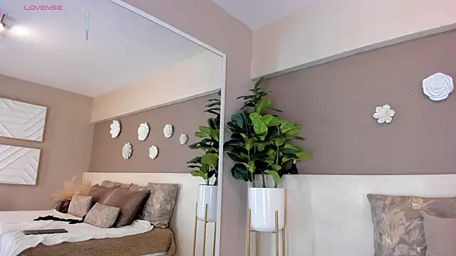 Snapshot of AriaFoster chatting on 02/06/26, 04:06 AriaFoster online show from 02/06/26, 04:06