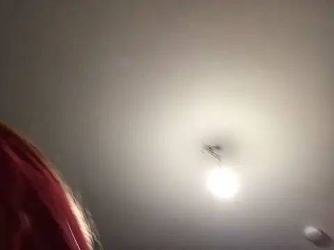 Snapshot of rose_bunny chatting on 12/18/25, 04:57 rose bunny online show from 12/18/25, 04:57